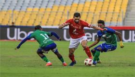 الأهلي يقلب تأخره بهدف إلى فوز برباعية على مصر للمقاصة